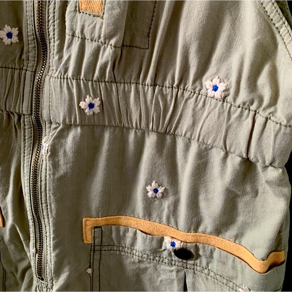 Anthropologie Pilcro Floral Embroidered Overall Shorts - Picture 2 of 12